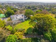 4 Bedroom House For Sale in Durban North