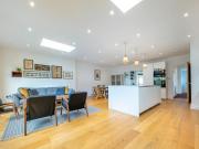 4 Bedroom House For Sale In Finchley
