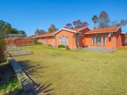 4 Bedroom House For Sale in Fleurhof