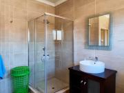 4 Bedroom House For Sale in Freeway Park