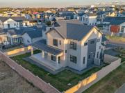 4 Bedroom House For Sale in Golden Fields Estate