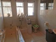 4 Bedroom House For Sale in Kenleaf