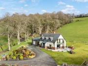 4 Bedroom House For Sale In Llandyssil, Montgomery