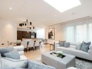 4 Bedroom House For Sale In London