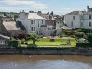 4 bedroom house for sale in Moatwell House High Street...