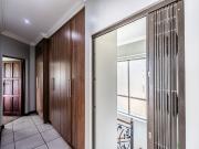 4 Bedroom House For Sale in Montana