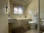 4 Bedroom House For Sale in Mulbarton