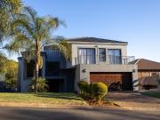 4 Bedroom House For Sale in Olympus AH