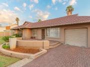 4 Bedroom House For Sale in Parkrand