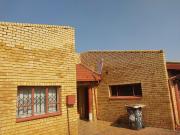 4 Bedroom House For Sale in Protea Glen