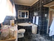 4 Bedroom House For Sale in Randhart