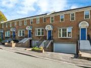 4 Bedroom House For Sale In Redhill, Surrey