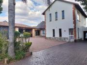 4 Bedroom House For Sale in Roodepoort West