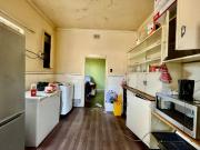 4 Bedroom House For Sale in Rosettenville