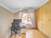 4 Bedroom House For Sale in Sundowner