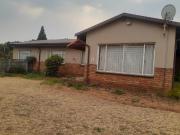 4 Bedroom House For Sale in Witpoortjie