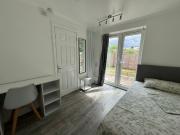 4 bedroom house good location cleaned weekly