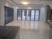 4 Bedroom House in Aerorand