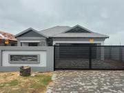 4 Bedroom House in Aerorand