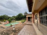 4 Bedroom House in Amanzimtoti