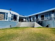 4 Bedroom House in Bankenveld