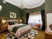 4 Bedroom House in Bantry Bay