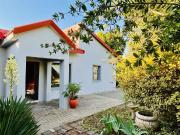 4 Bedroom House in Bayswater 4 Bedroom House in Bayswater
