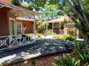 4 Bedroom House in Bayswater