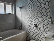 4 Bedroom House in Belmont Park 4 Bedroom House in Belmont Park