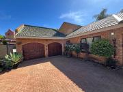 4 Bedroom House in Bendor