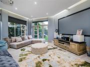4 Bedroom House in Boardwalk Manor