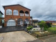 4 Bedroom House in Bombay Heights