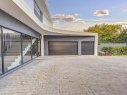 4 Bedroom House in Bryanston