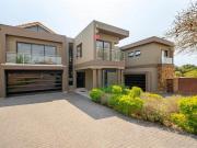 4 Bedroom House in Carlswald North Estate