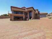 4 Bedroom House in Cashan