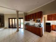 4 Bedroom House in Cashan