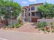 4 Bedroom House in Cashan