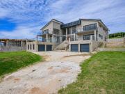 4 Bedroom House in Colleen Glen