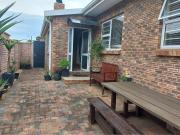 4 Bedroom House in Cosy Corner