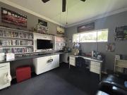 4 Bedroom House in Die Heuwel