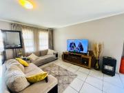 4 Bedroom House in Die Heuwel
