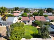 4 Bedroom House in Duynefontein