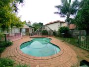 4 Bedroom House in Elarduspark