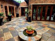 4 Bedroom House in Eldoraigne