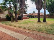 4 Bedroom House in Erasmia