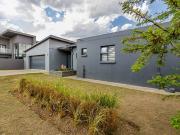 4 Bedroom House in Glen Erasmia