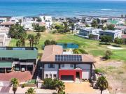 4 Bedroom House in Greenways Golf Estate