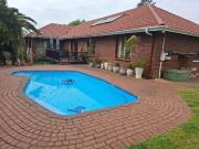 4 Bedroom House in Hayfields