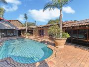 4 Bedroom House in Helderkruin