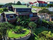 4 Bedroom House in Herolds Bay